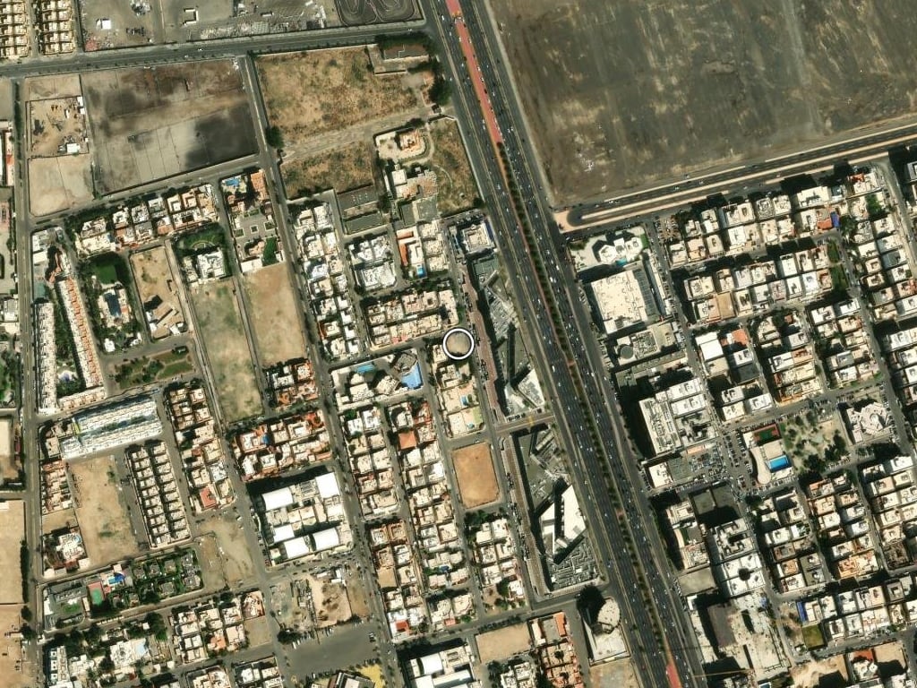 صورة جوية للقطعة — أرض زاوية، الشاطئ